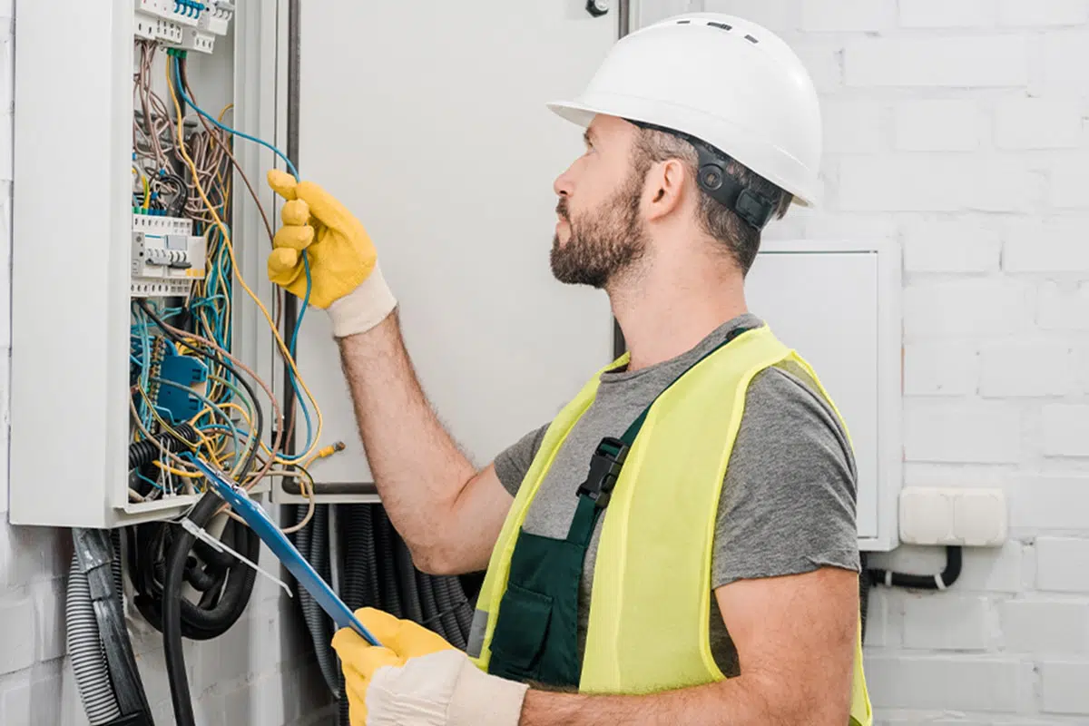 Electrician Job Description Template