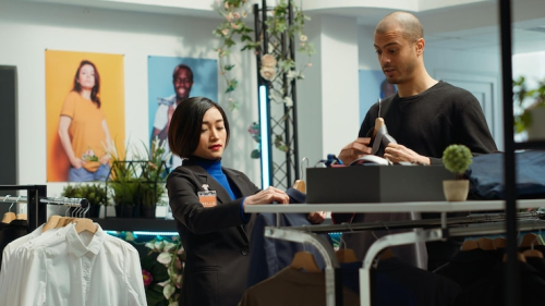 AvaHR Helps Small Businesses Compete for Talent