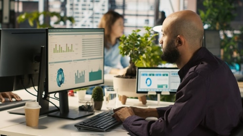 Companies Evaluate Analytics for Recruitment Success